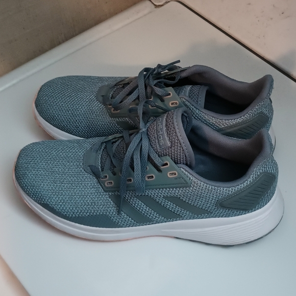 Women's Adidas Duramo 9 Running Shoes Size 10 - Picture 2 of 7